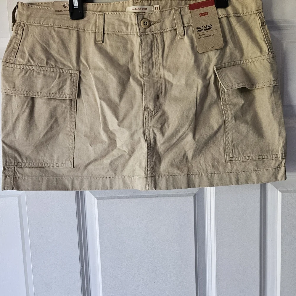 Levi's 94 Cargo Mini Skirt - Picture 1 of 5